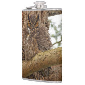 Große Horned Owl im Douglas Fir Flachmann (Links)