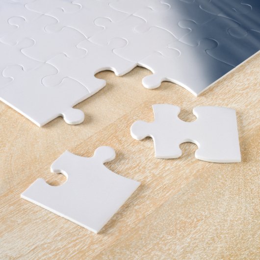 Große Katze im Winterschnee - Löwe Puzzle (Seite)