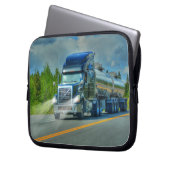 Große Lkw- und Autobahntechnik für Lkw-Liebhaber Laptopschutzhülle (Vorderseite Links)
