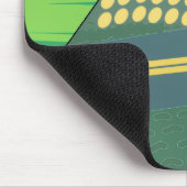 Große lustige Eier überqueren die Straße Mousepad (Ecke)