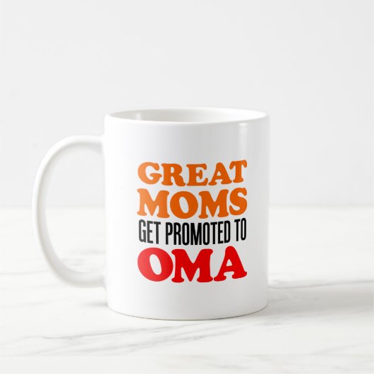 Große Mamas gefördert zu Oma Tasse (Links)