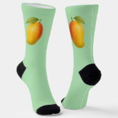 Große Mango, süße Frucht und Name auf Grün Socken (Gewinkelt)