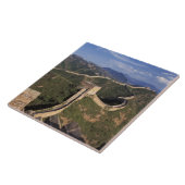 Große Mauer, die sich durch den Berg zieht, Fliese (Seite)