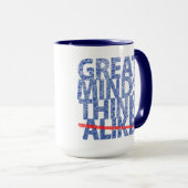Große Minds denken blauer Text Tasse (VorderseiteRechts)