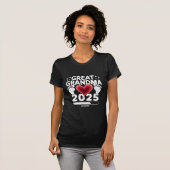 Große Oma Loading 2025 Schwangerschaftsankündigung T-Shirt (Vorne ganz)