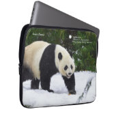Große Pandas Smithsonian | im Schnee Laptopschutzhülle (Vorne Rechts)