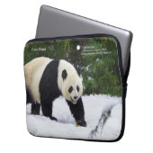 Große Pandas Smithsonian | im Schnee Laptopschutzhülle (Vorderseite Links)