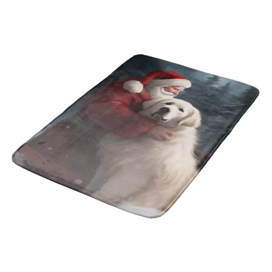 Große Pyrenäen mit dem Weihnachtsmann Weihnachten Badematte (Schrägansicht)