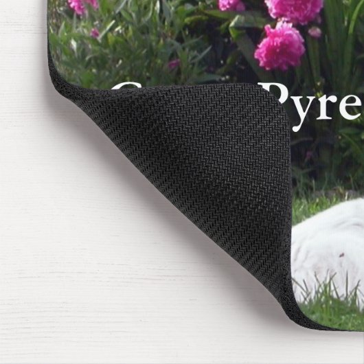 Große Pyrenäen Mousepad (Ecke)