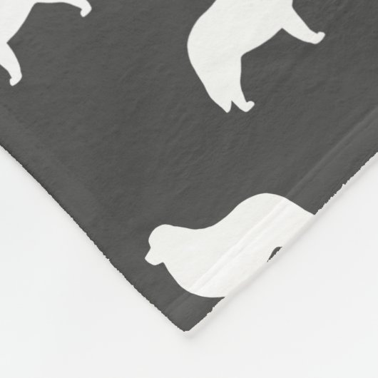 Große Pyrenäen-Silhouette-Muster-Grau Fleecedecke (Ecke)