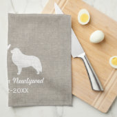 Große Pyrenäen Silhouetten mit Herz Geschirrtuch (Viertel Falte)