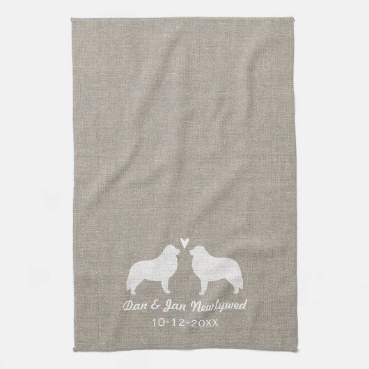 Große Pyrenäen Silhouetten mit Herz Geschirrtuch (Vertikal)