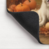 Große Pyrenäen Welpen Herbst Kürbis Mousepad (Ecke)