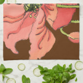 Große rosa Blume mit tiefrotem Hintergrund Geschirrtuch (Gefaltet)