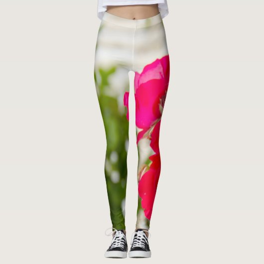 Große rote Rosen im Garten Leggings (Vorderseite)