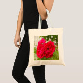 Große rote Rosen im Garten Tragetasche (Vorderseite (Produkt))