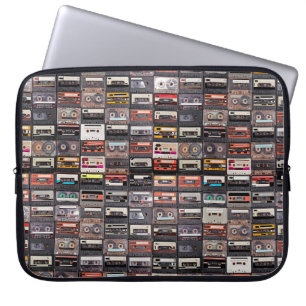Große Sammlung von Audiokassetten. Retro musical Laptopschutzhülle