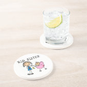 Große Schwester mit kleinen, finsteren Geschenken Sandstein Untersetzer (Seite)