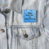 Große Schwester passt auf. Quadratischer blauer Button (Beispiel)