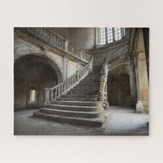 Große Treppe in Fantasy Abandoned Chateau Puzzle (Horizontal)