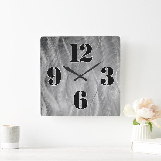 Große Uhrennummern auf grauem Metall Abstrakt Quadratische Wanduhr (Zuhause)