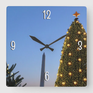 Große und kleine Weihnachtsbäume II Urlaub in DC Quadratische Wanduhr