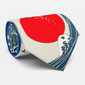 GROSSE WAVE UND ROTE SONNE Blau Weiß Nautik Krawatte (Gerollt)