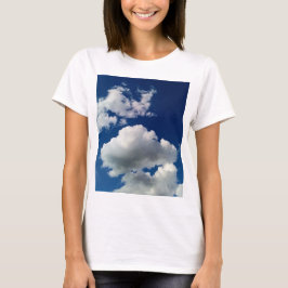 Große weiche Wolken T-Shirt