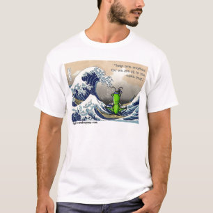 Große Welle, kleine Heuschrecke T-Shirt
