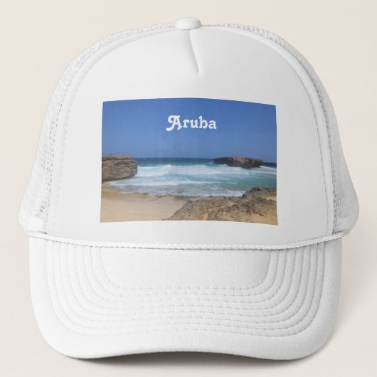 Große Wellen stürzen in Aruba Truckerkappe (Vorderseite)