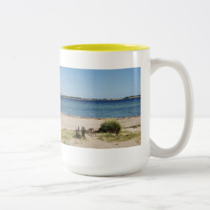 Große Zweifarbige Tasse gelb Strand und Meer