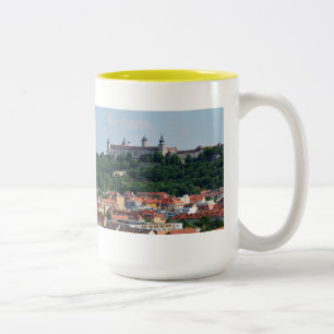 Große Zweifarbige Tasse gelb Würzburg Marienberg