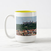 Große Zweifarbige Tasse gelb Würzburg Marienberg (Links)