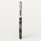 Großer Baum im Kiefern-Wald im Nebel Case-Mate iPhone Hülle (Hinten/Rechts)