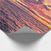 Grosser bunter Sonnenuntergang über dem Wasserstra Geschenkpapier (Ecke)