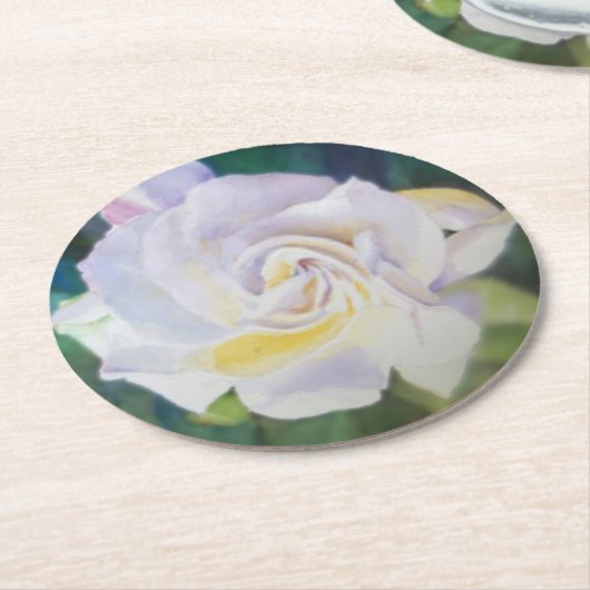 Großer cremefarbener Gardenia Runder Pappuntersetzer (Angewinkelt)