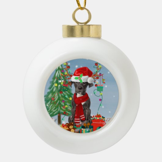 Großer Dane Hund mit Weihnachtsgeschenken Keramik Kugel-Ornament (Vorderseite)