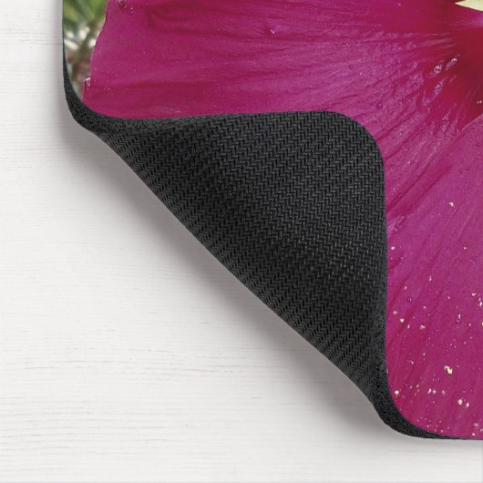 großer dunkelroter Hibiskus Mousepad (Ecke)