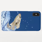 großer Fisch, der aus dem Wasser springt Case-Mate iPhone Hülle (Rückseite (Horizontal))