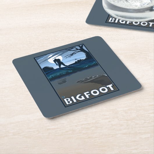 Großer Fuß, der durch Golfplatz geht Rechteckiger Pappuntersetzer (angewinkelt)