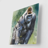 Grosser Gorilla in der Wildnis Quadratische Wanduhr (Winkel)