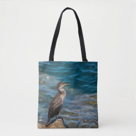 Großer Kormoran auf den Felsen Tasche