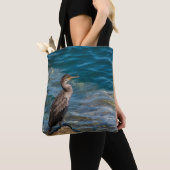 Großer Kormoran auf den Felsen Tasche (Von Nahem)