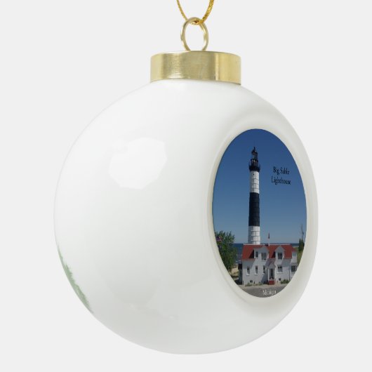 Großer Leuchtturm Keramik Kugel-Ornament (Links)