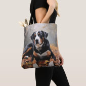 Großer Schweizer Sennenhund im Herbst, Blätter fal Tasche (Von Nahem)