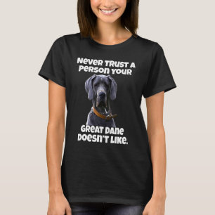 Großer Tod vertraue niemals einer Person, die dein T-Shirt