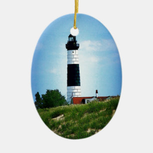 Großer Zobel-Punkt-Leuchtturm Keramik Ornament