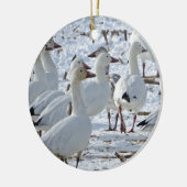 Größere Schnee-Gänse im Getreidefeld (Winter) Keramik Ornament (Links)