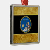 Großes Bass-Fischerfischen auf dem Eis Silbernes Ornament (Rechts)