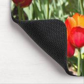 Grosses Feld roter Tulpen Mousepad (Ecke)
